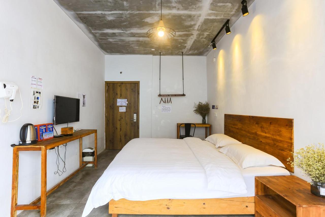 Hostel Geographer Чжанцзяцзе Экстерьер фото