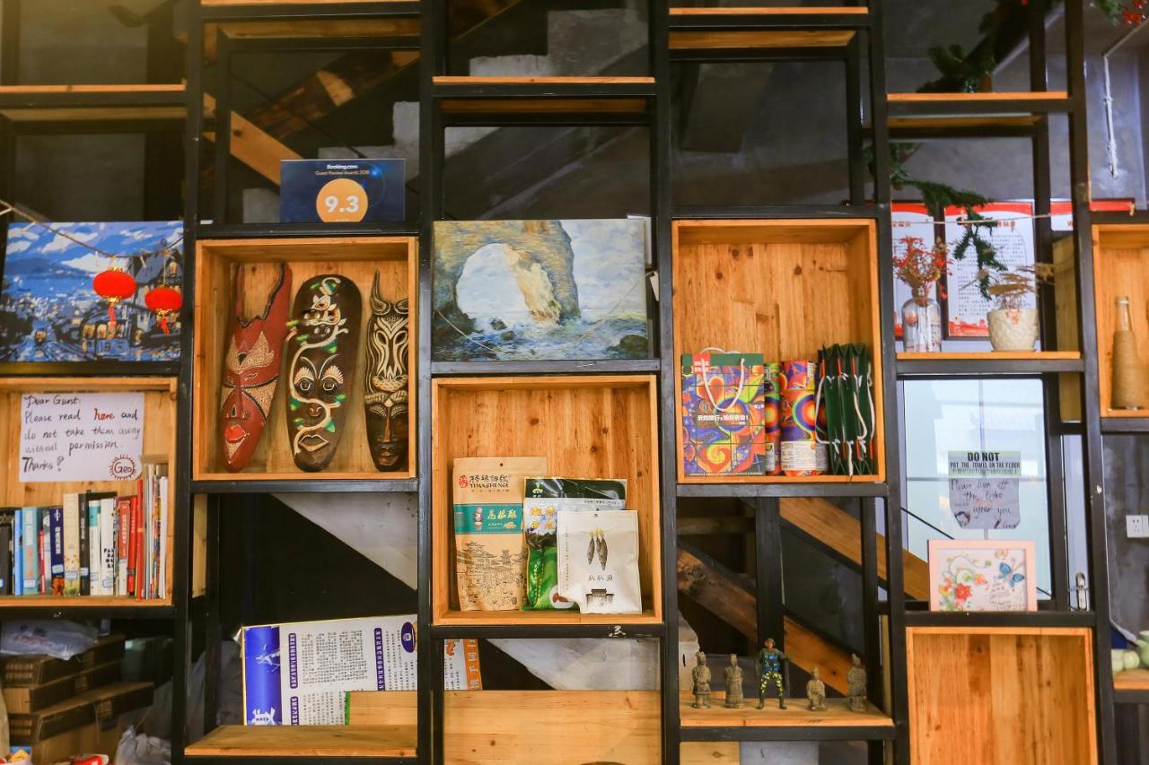 Hostel Geographer Чжанцзяцзе Экстерьер фото