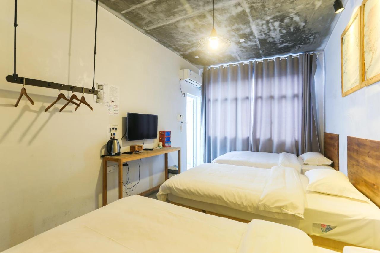 Hostel Geographer Чжанцзяцзе Экстерьер фото